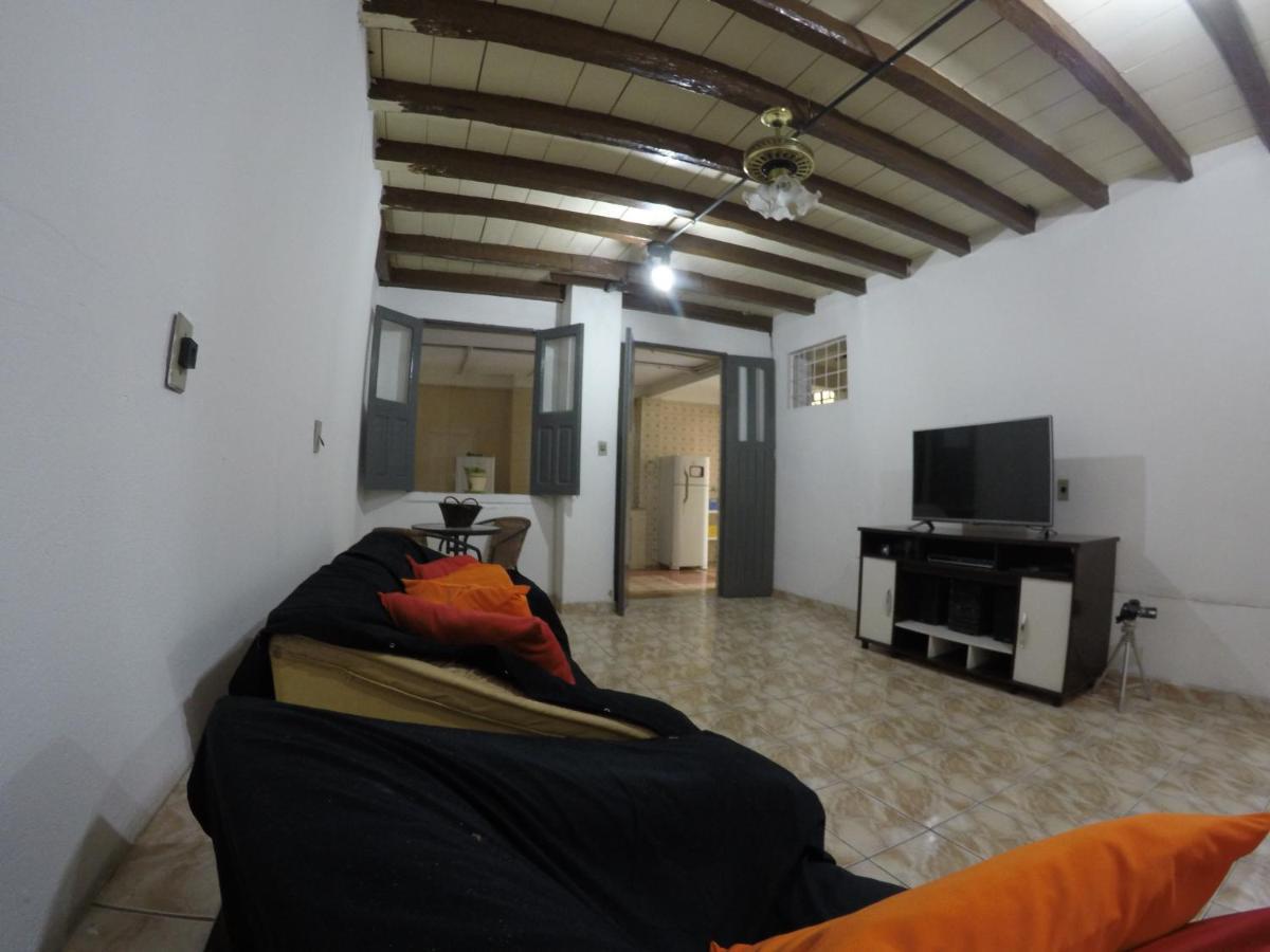 Aldeia Hostel Manaus Bagian luar foto
